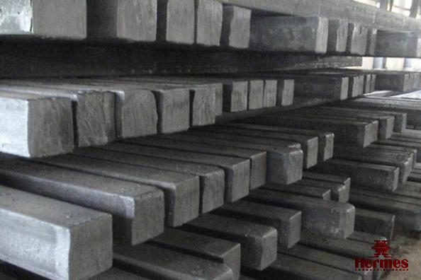 Which Incoterm Is Preferred for Exporting Steel Ingot?